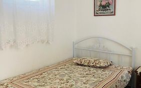 Студия с двориком в Отраде